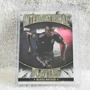 5/$20 Mint 2022 Topps Blaise Matuidi International Players MLS Card IP-17!!